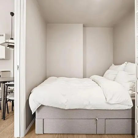 Modern And Cozy Tromsø